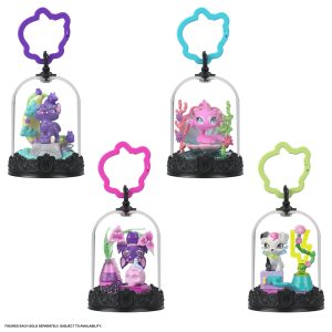 Monster High Pet Keychains. Animal Figures With Accessories And Buildable Terrarium