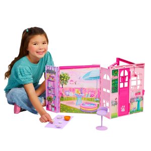 Barbie Weekend Escape House. Dollhouse Playset With 10 Accessories. 4 Play Areas & Kitten