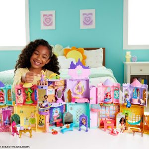Disney Princess Moana Storytime Stackers Doll House With Small Doll. Animal Friend & 9 Accessories