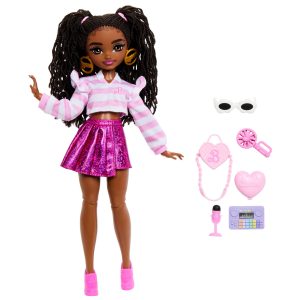 Barbie Dream Besties Barbie Brooklyn Doll & Accessories. Posable Fashion Doll & Themed Pieces